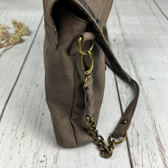 Kate Landry Taupe Snakeskin Details
Shoulder Purse - Picture 7 of 14